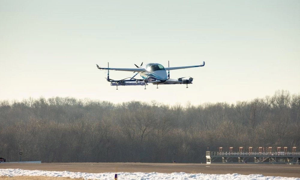 Boeing: Μια ανάσα πριν την δημιουργία ιπτάμενων αυτοκινήτων